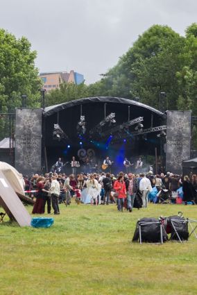 Klik voor meer foto's van Rapalje_zomerfolk_2017